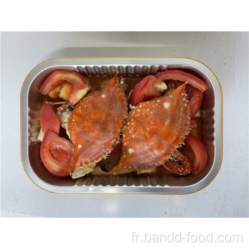 Pot de crabe de tomates sur les aliments surgelés